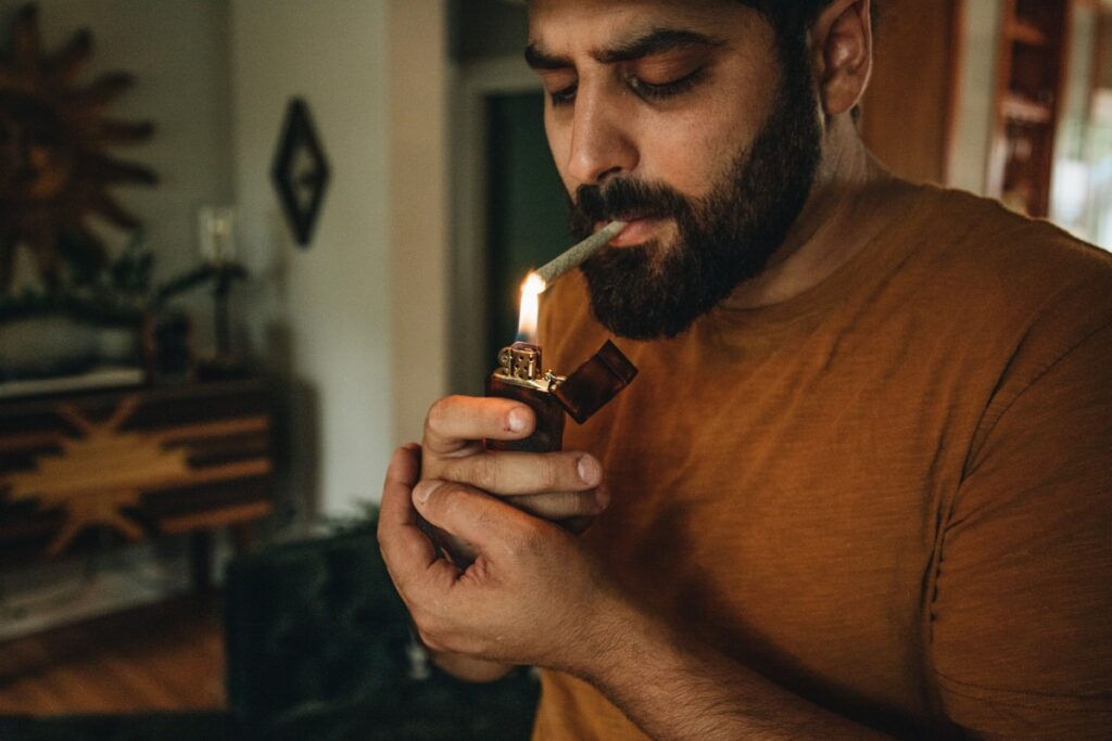Weedsday Playlist: Glass Artist Etai Rahmil Shares 5 Songs for Your Next Smoke Sesh