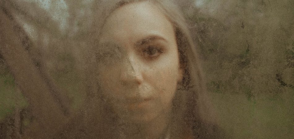 Abby Nissenbaum releases tranquil new single “Funeral Processional”